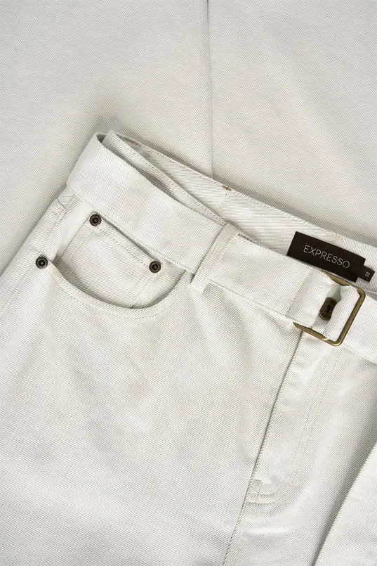 Barrel jeans met riem