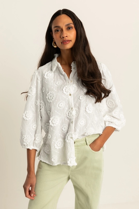 Blouse met bloemapplicaties