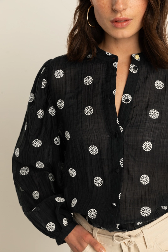 Blouse met geborduurde details