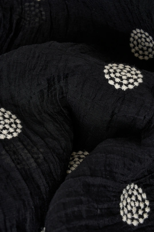 Blouse met geborduurde details