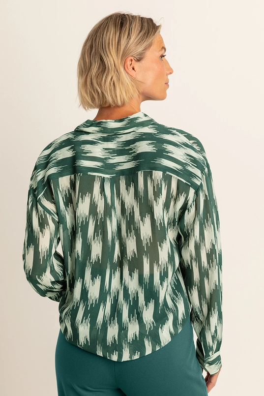 Blouse met ikatprint