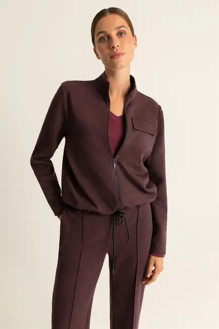 Boxy jersey jack