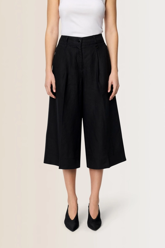 Britt Broek MAC