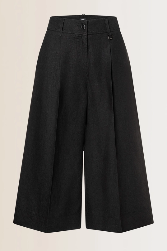 Britt Broek MAC