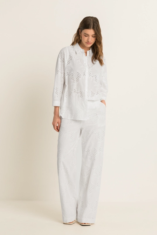 Broderie blouse