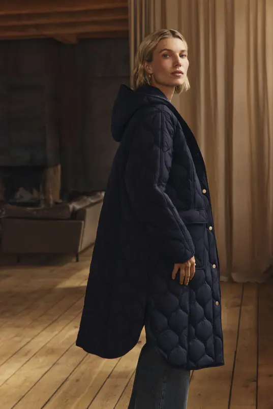 Coat woven puffer