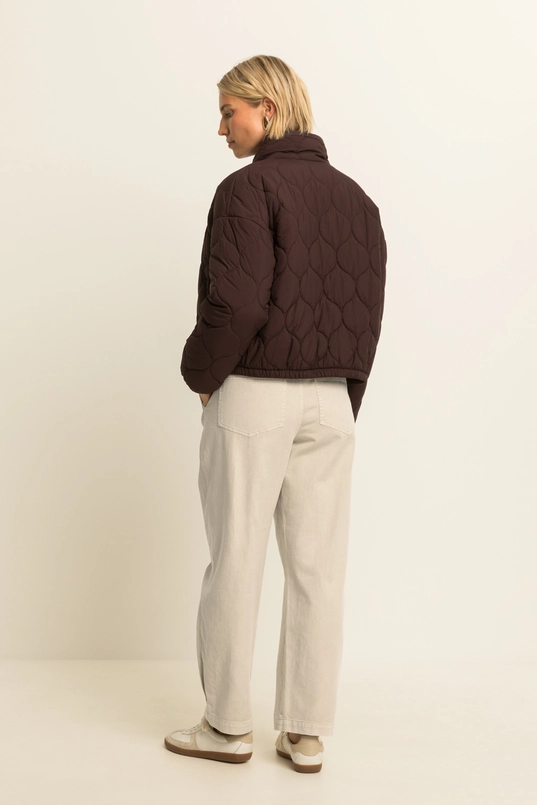 Coat woven stepped