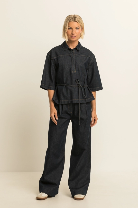 Denim blouse met ceintuur