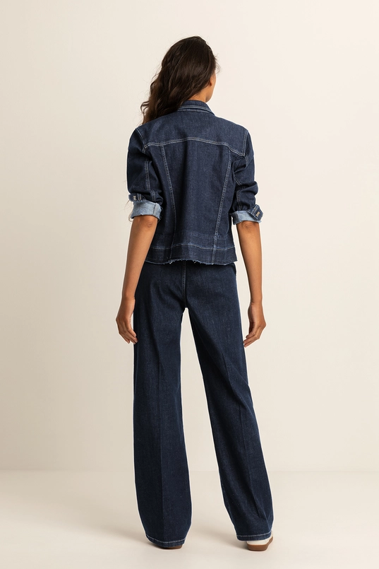 Flared jeans