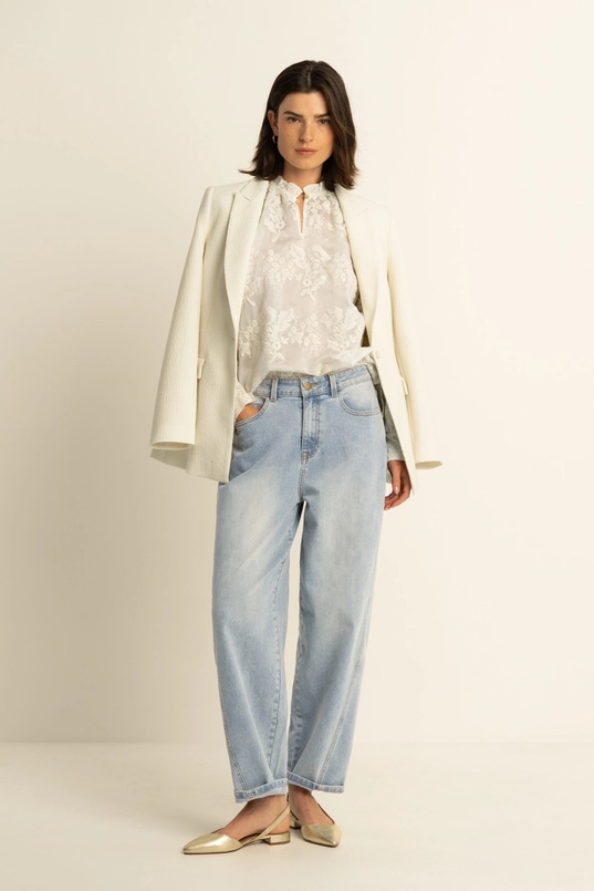 Geborduurde blouse