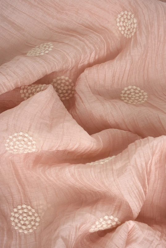 Geborduurde shawl