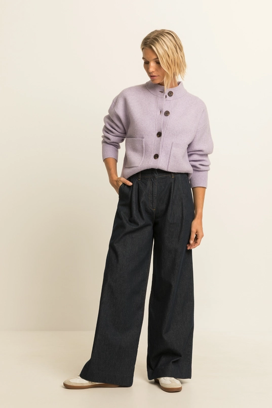 Gebreid vest met knoopsluiting