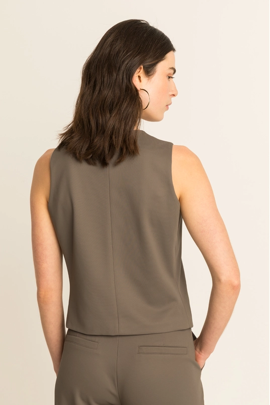 Getailleerd gilet met V-hals
