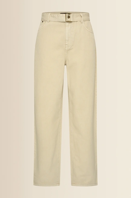 Jeans with belt