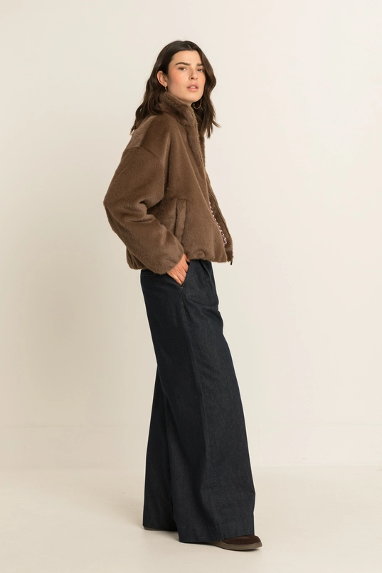 Kort faux fur jack