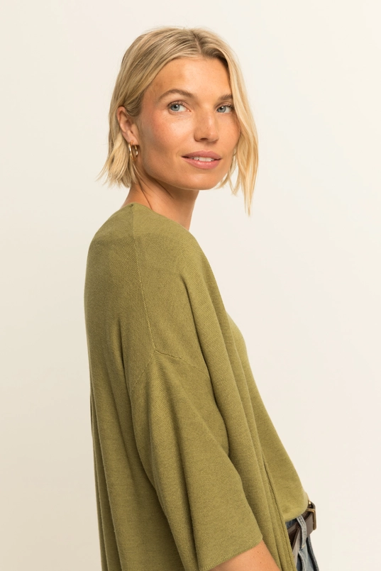Lang fijngebreid vest