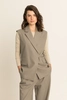 Lang gilet met ceintuur