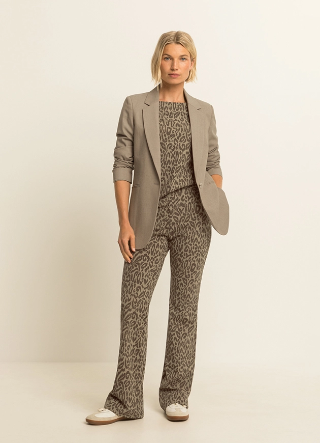 LOOK - 024