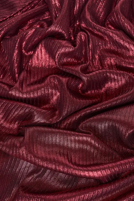 Metallic top