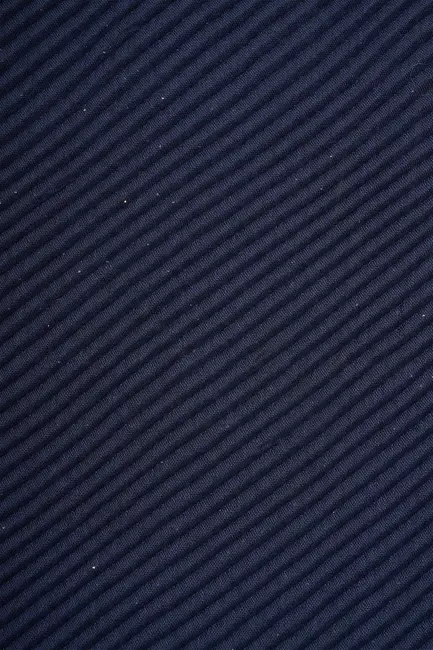 Plissé shawl