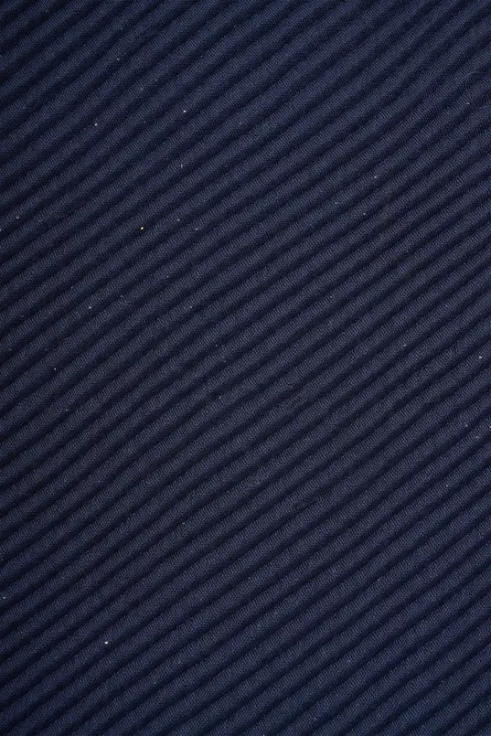 Plissé shawl