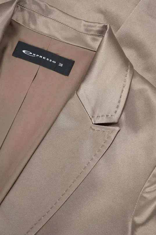 Satijnachtige blazer
