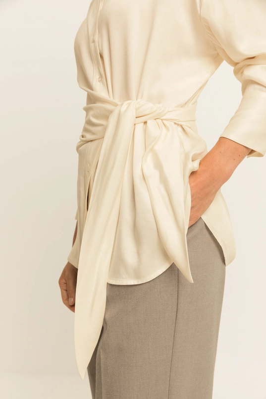 Satijnlook blouse met strikdetail
