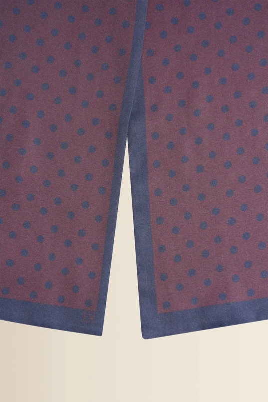 Scarf satin pattern