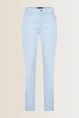 Slim-fit jeans