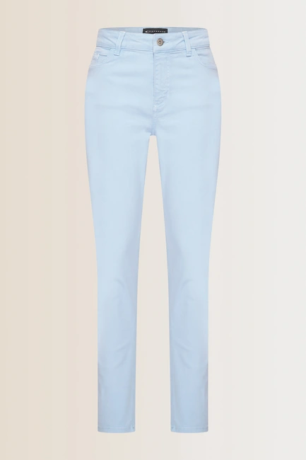 Slim-fit jeans
