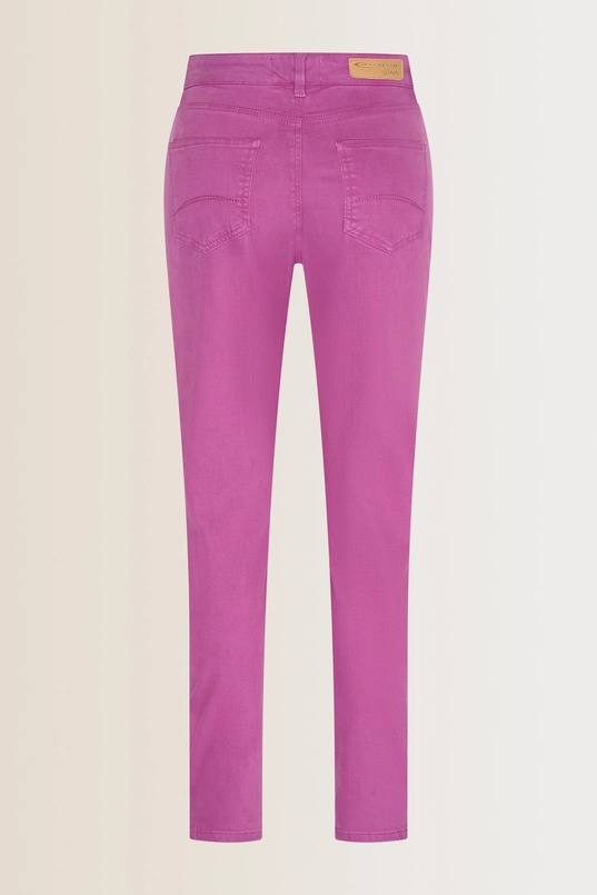 Slim fit jeans