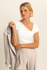 T-shirt met A-symmetrische halslijn
