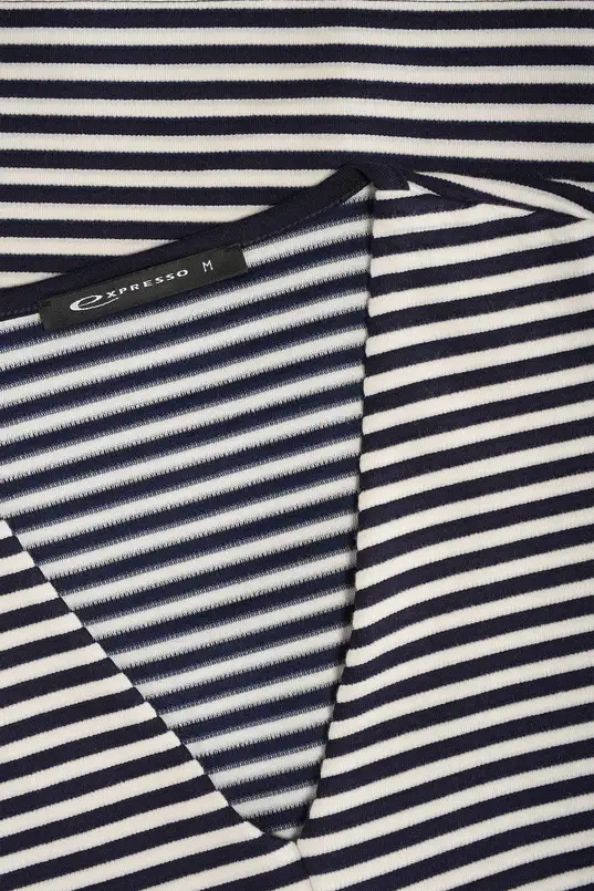 T-shirt met V-hals