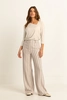 Top met asymmetrische halslijn