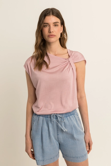 Top met plooidetail