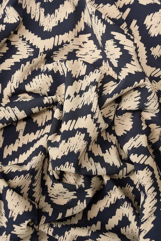 Travel top met V-hals