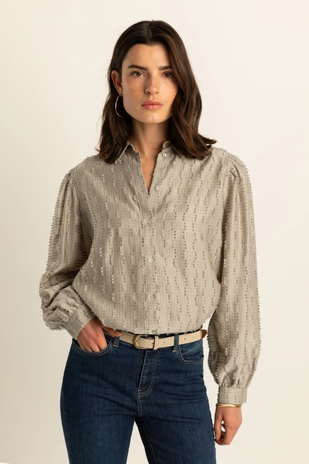 Volumineuze blouse met structuur