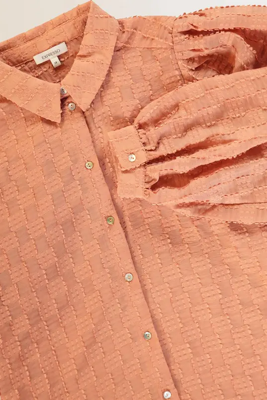 Volumineuze blouse met structuur