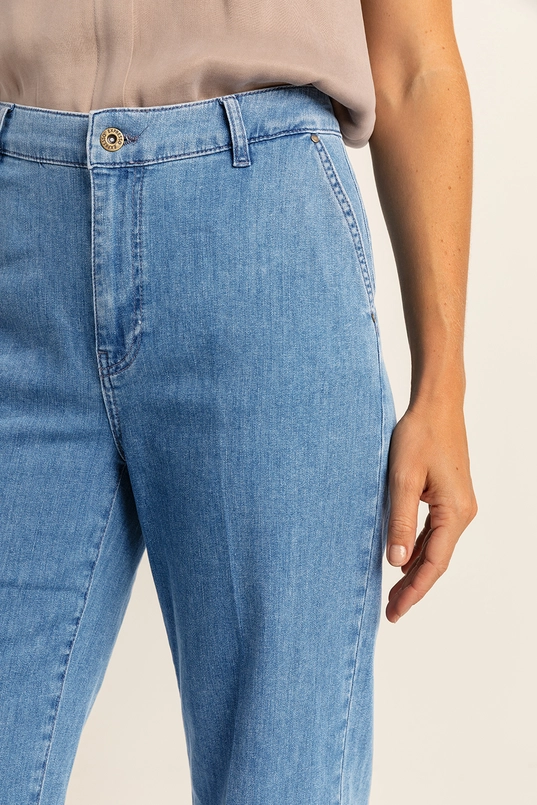 Wide leg jeans